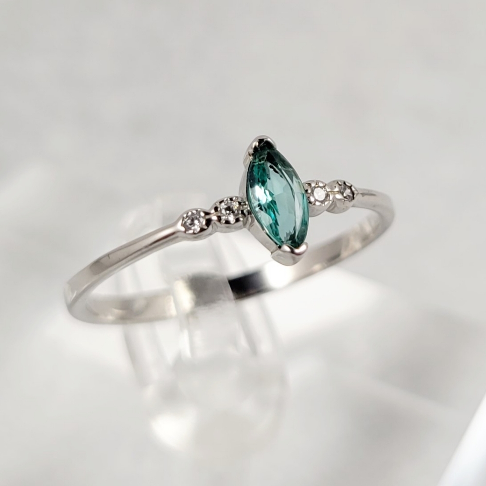 Sterling Natural 0.3ct Marquise Emerald Ring - Picture 3 of 10